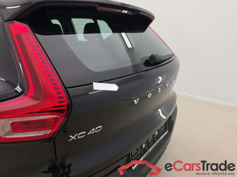 VOLVO XC40 RECHARGE CORE #4