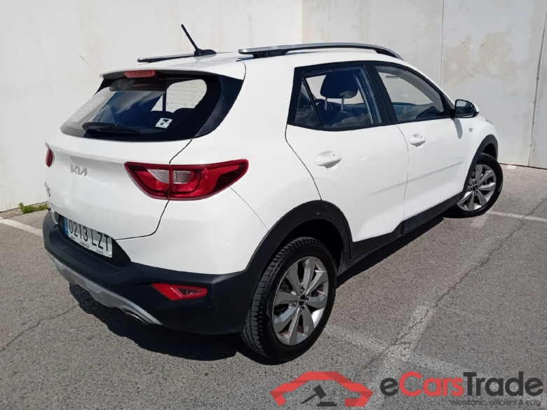 KIA Stonic / 2017 / 5P / todoterreno 1.0 T-GDi 74kW MHEV iMT Concept Plus(SL)(SP) #2