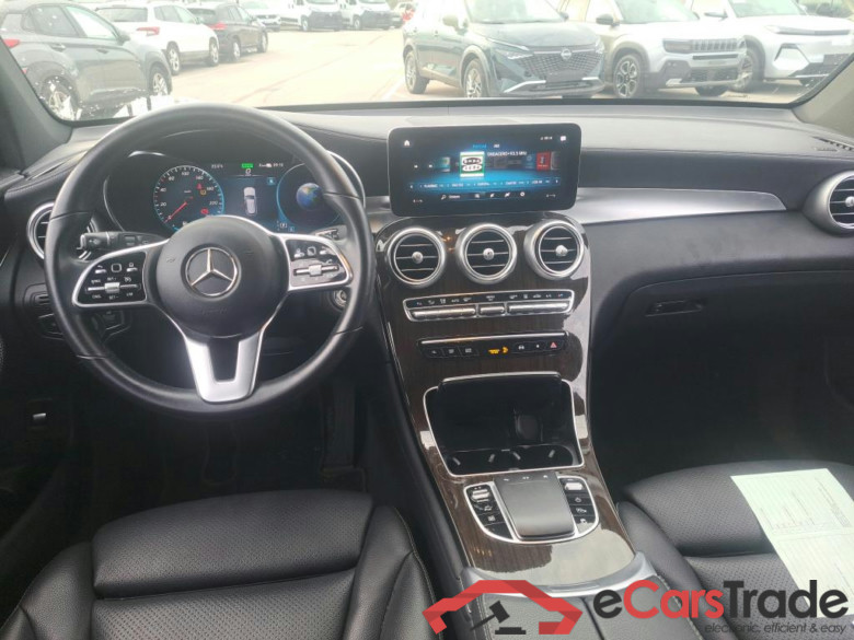 MERCEDES-BENZ Clase GLC / 2019 / 5P / todoterreno GLC 300 de 4MATIC #3