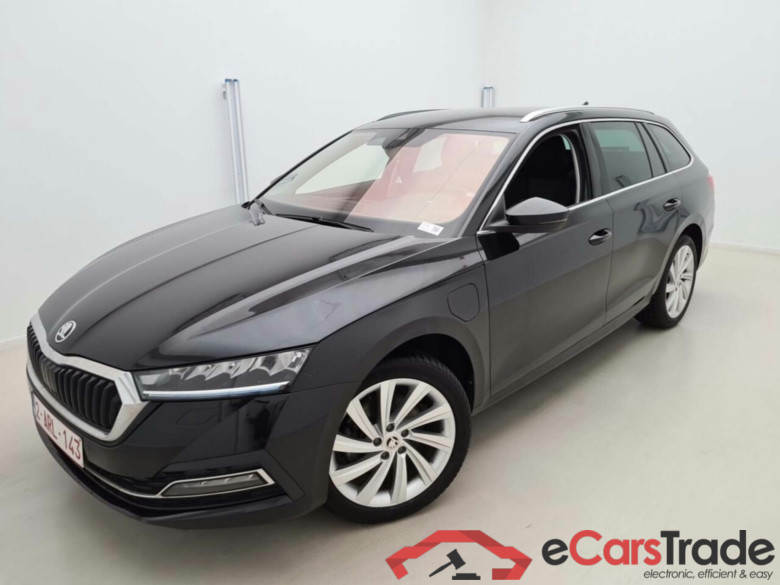 SKODA OCTAVIA COMBI 1.4 TSI IV AMBITION DSG