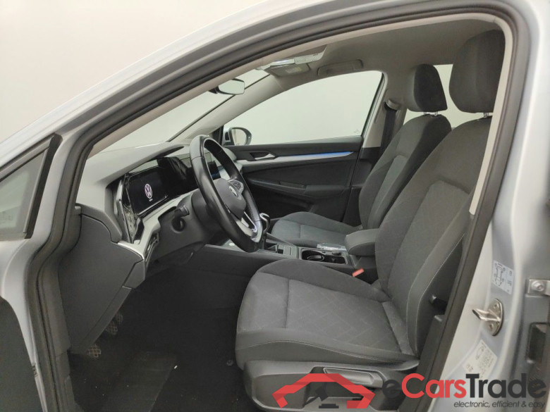 Volkswagen Golf Variant VIII 2.0 TDI 85kW Life 5d #3