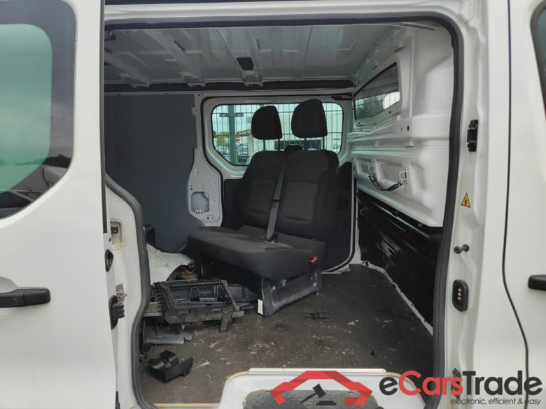 Renault Trafic L2H1 dCi 150 EDC Confort 2.9T 4d !!! damaged car !! #2