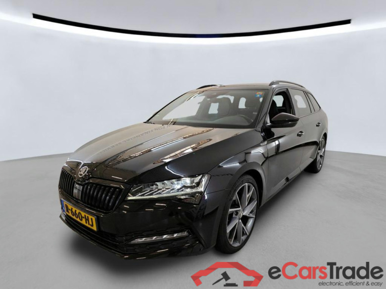 SKODA Superb Combi 110 kW #1
