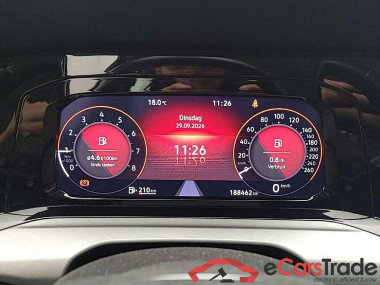 VOLKSWAGEN Golf Variant 1.0 TSI Life #6