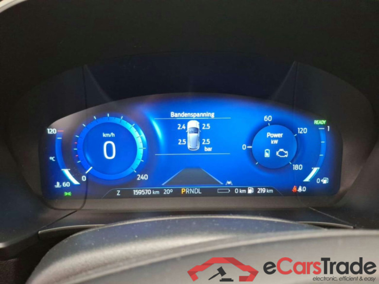 FORD KUGA 2.5 PHEV ST-Line #6