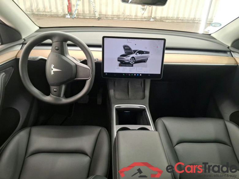 TESLA Model Y / 2021 / 5P / SUV RWD #6