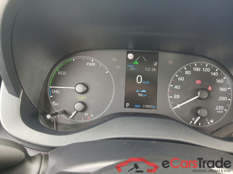 TOYOTA Yaris / 2020 / 5P / berlina con portón 1.5 120H Business Plus #4