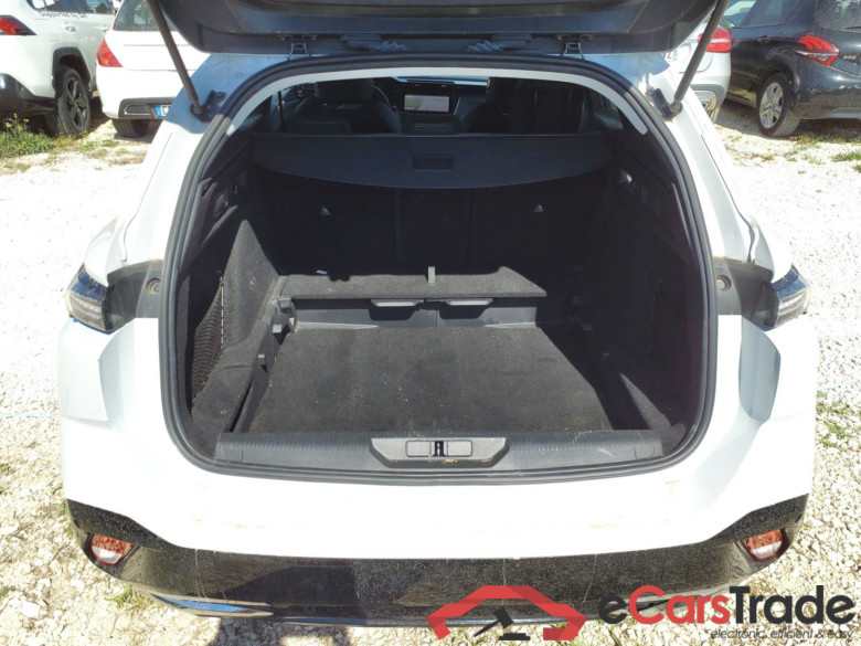 PEUGEOT 308 PEUGEOT 308 SW  1.2 PURETECH 130 EAT8 ALLURE #2