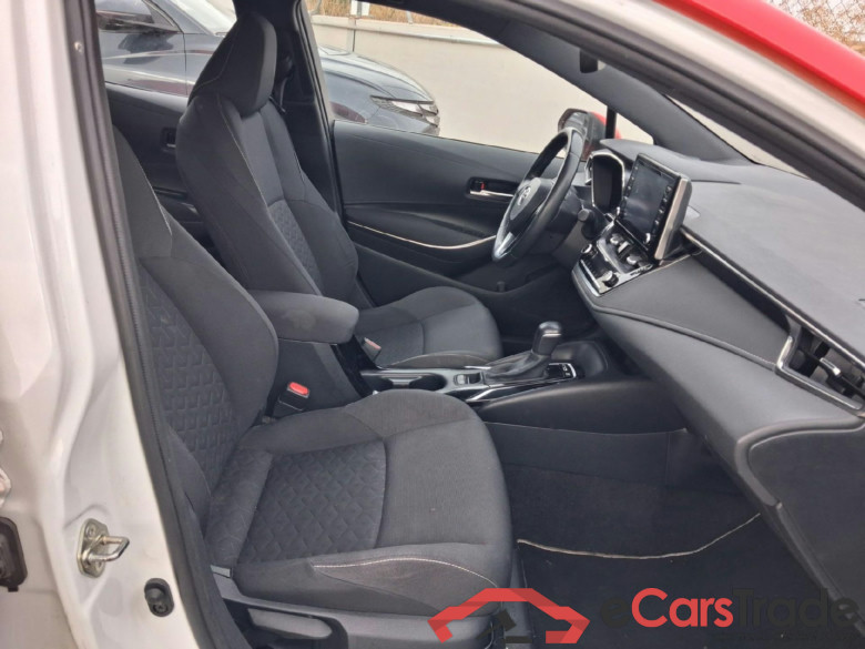 TOYOTA Corolla / 2019 / 5P / berlina con portón 1.8 125H ACTIVE TECH E-CVT #6