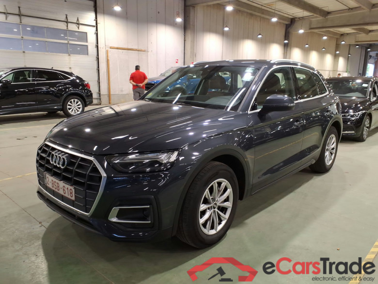 AUDI Q5 2.0 30 TDI S TRONIC BUS. ED. ATTRACTION