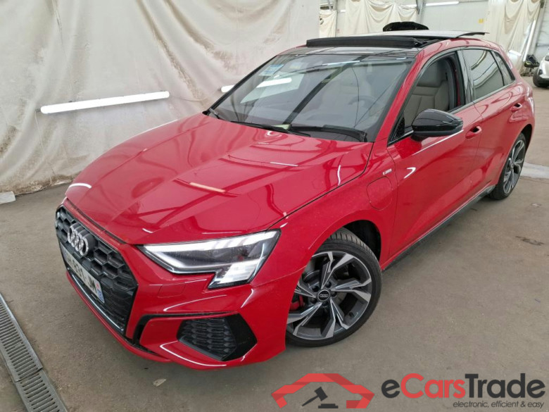 AUDI A3 Sportback / 2020 / 5P / Berline 45 TFSI e 245 S Tronic Competition #1