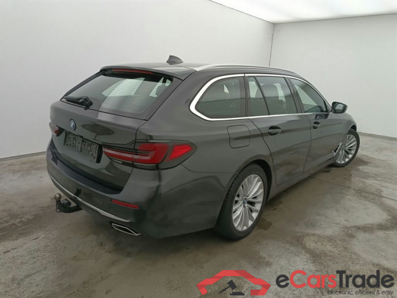 BMW 5 Reeks Touring 520e 150kW 5d(total options: 14,806 Ex.Vat) #2