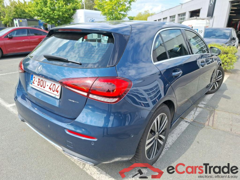 MERCEDES - MER A 180 d 116PK 8G-DCT Business Solution Luxury #2
