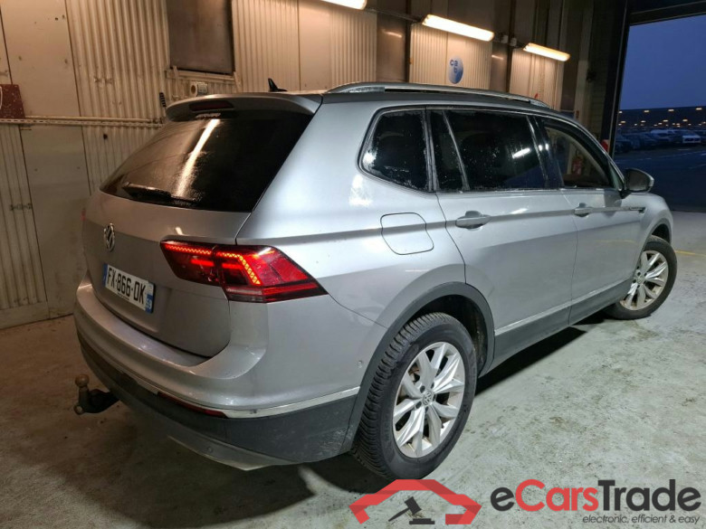 Volkswagen Tiguan Allspace 2.0 TDI Carat 7PL Aut. Pano LED-Matrix Virtual Navi 1/2 Alcantara KeylessGo Camera Klima PDC ... #3