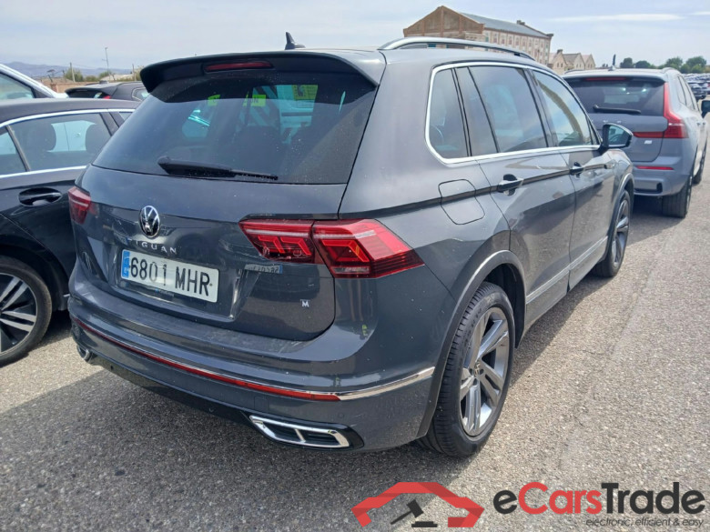 VOLKSWAGEN Tiguan / 2020 / 5P / todoterreno R-Line 2.0 TDI 110kW (150CV) DSG (AC3) #2