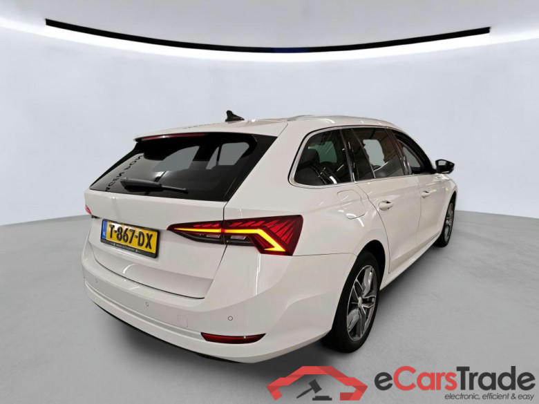 SKODA Octavia Combi 81 kW #6