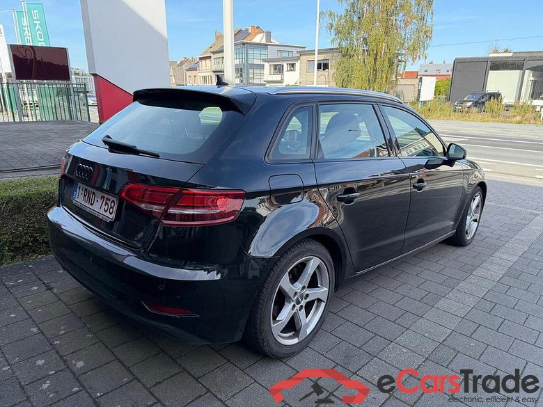 AUDI A3 Sportback 30 TFSI Sport (EU6d-TEMP) #3