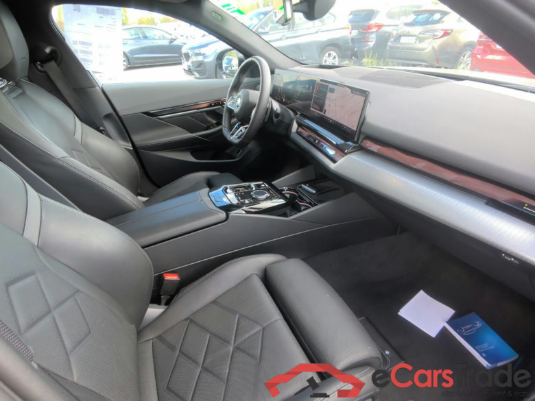 SERIE 5 TOURING 530e PHEV 6M BB #3