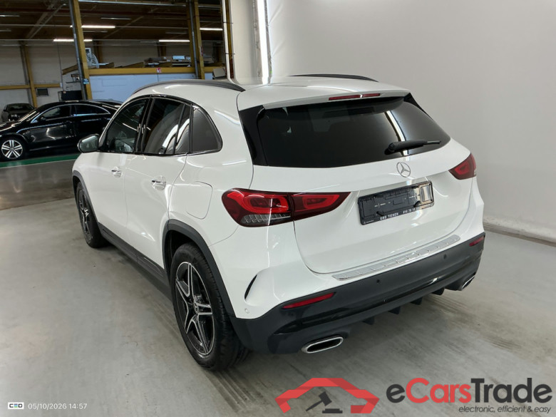 MERCEDES-BENZ GLA 2.0 GLA 180 D DCT AMG LINE #3