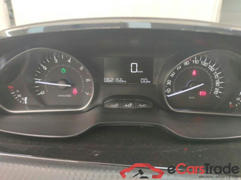Peugeot 2008 1.2 Puretech 61kW S&S Active 5d #6