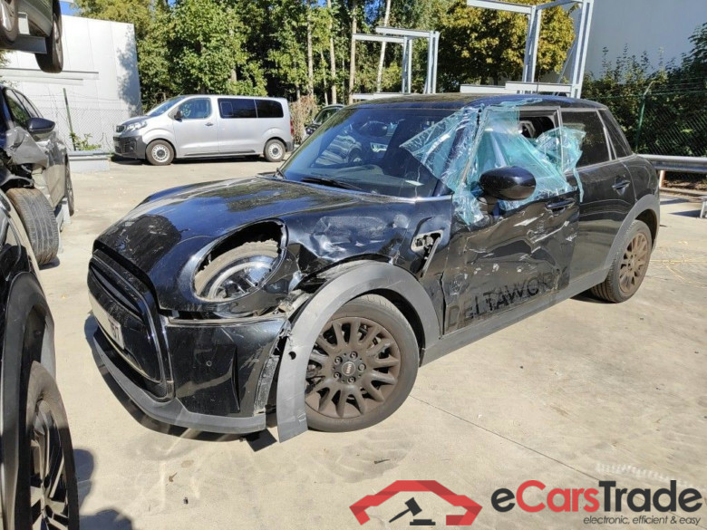 Mini 5 door One 5d !!!! damaged car !!! rolling car