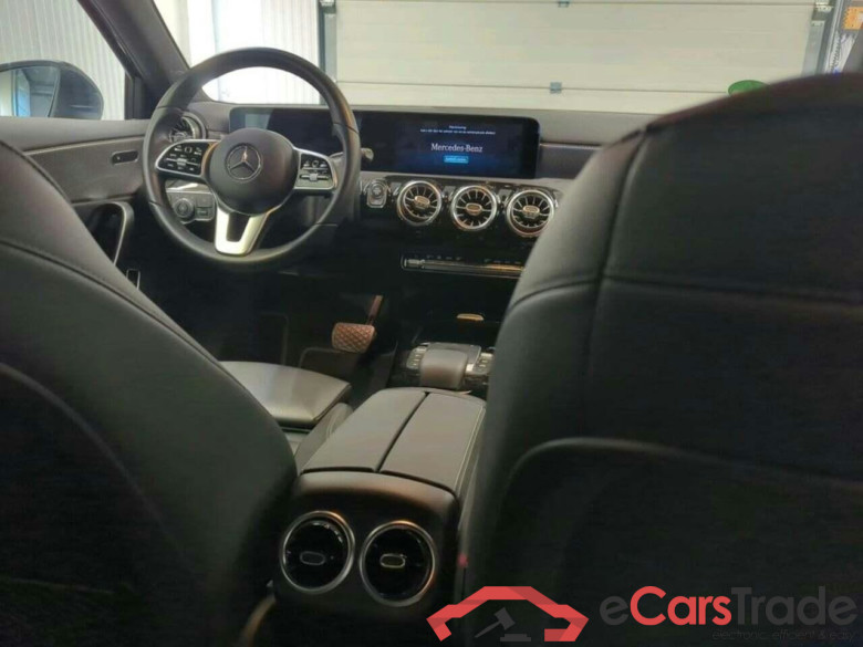 MERCEDES-BENZ A-klasse 200 Bns Sol. Luxury #3