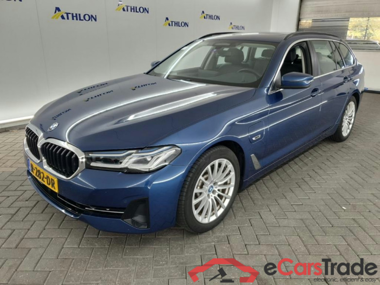 BMW 5-serie Touring 530e xDrive Business Edition Plus 5D 215kW #1