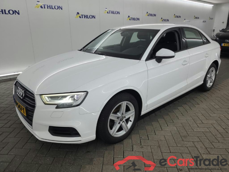 AUDI A3 Limousine 1.5 TFSI COD ultra S tronic 4D 110kW