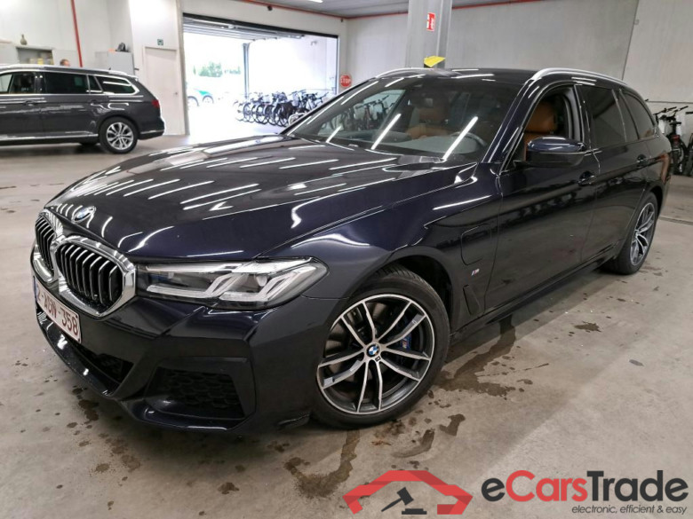 BMW - BMW 5 TOURING 530e 292PK M port Pack Comfort & Safety & Dakota Sport Seats & Pack Business & Seats Heated Front & Rear & Trialer Towing Hook & Parking Assistant Pack * HYBRID * #1