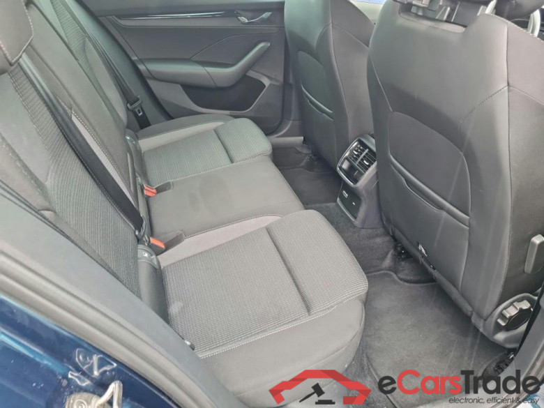 SKODA OCTAVIA COMBI 1.0 TSI 81KW CLEVER #6