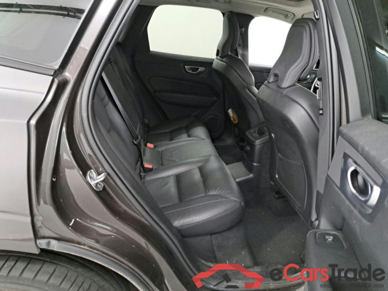 VOLVO XC60 2.0 T6 PHEV PLUS DARK AUTO 4WD #6