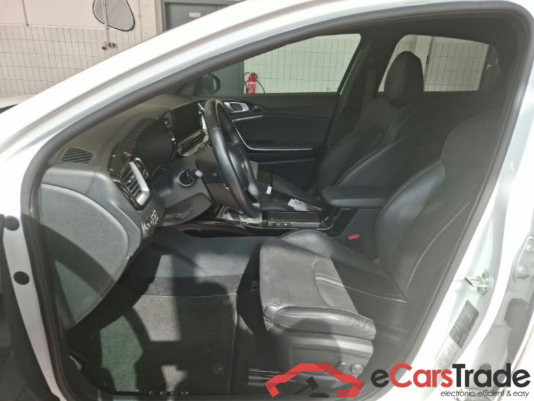 KIA XCeed  #5