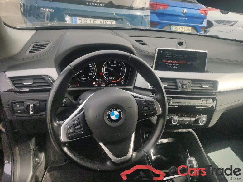 BMW X2 / 2017 / 5P / todoterreno sDrive18d (AC) #3