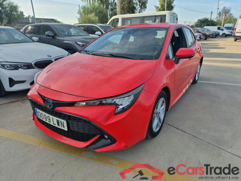 TOYOTA Corolla / 2019 / 5P / berlina con portón 1.8 125H ACTIVE TECH E-CVT #1
