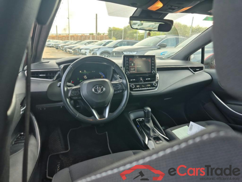 TOYOTA Corolla / 2019 / 5P / berlina con portón 1.8 125H ACTIVE TECH E-CVT #3