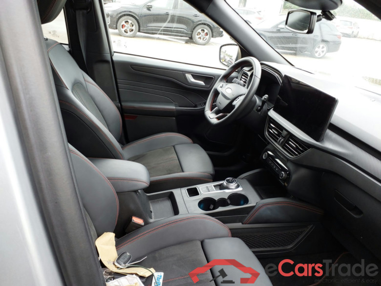 FORD Kuga 2.5 243CV AutomÃ¡tico   ST-LINE X(Winterpack) #3