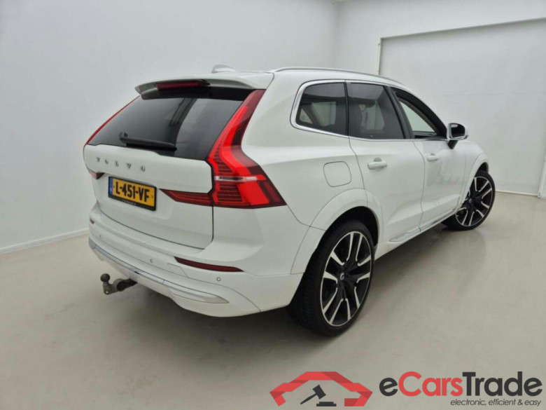 VOLVO XC60 T6 AWD Inscript. #2