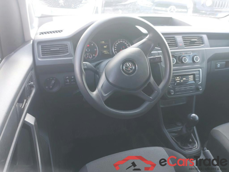 VOLKSWAGEN Caddy / 2015 / 4P / furgón derivado de turismo Business 2.0 TDI 55kW (75CV) BMT #3