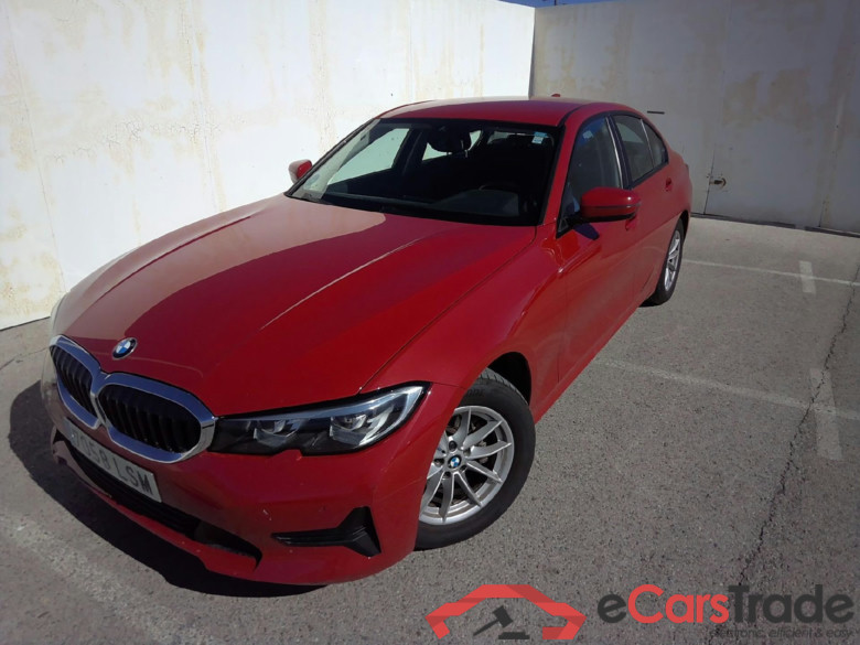 BMW Serie 3 / 2018 / 4P / sedán 318d Auto. #1