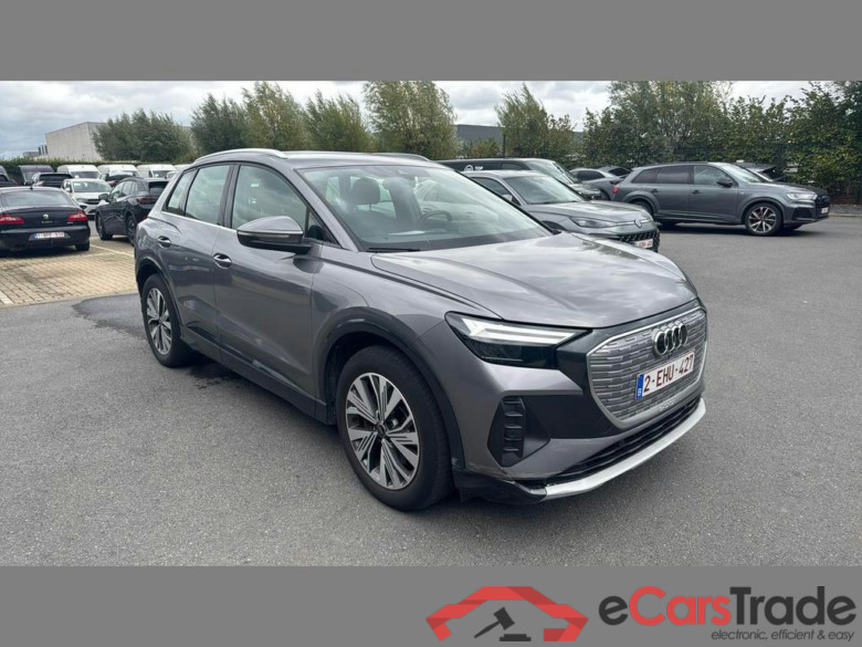 AUDI Q4 e-tron 82 kWh 40 Advanced #2