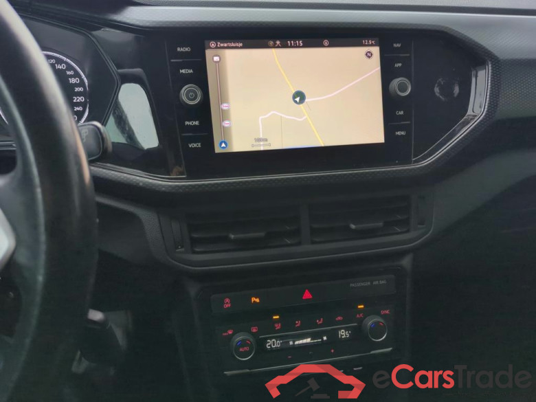 VOLKSWAGEN T-Cross 70 kW #3