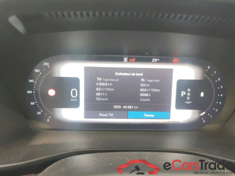 Volvo XC40 B3 Core DCT 5d #6
