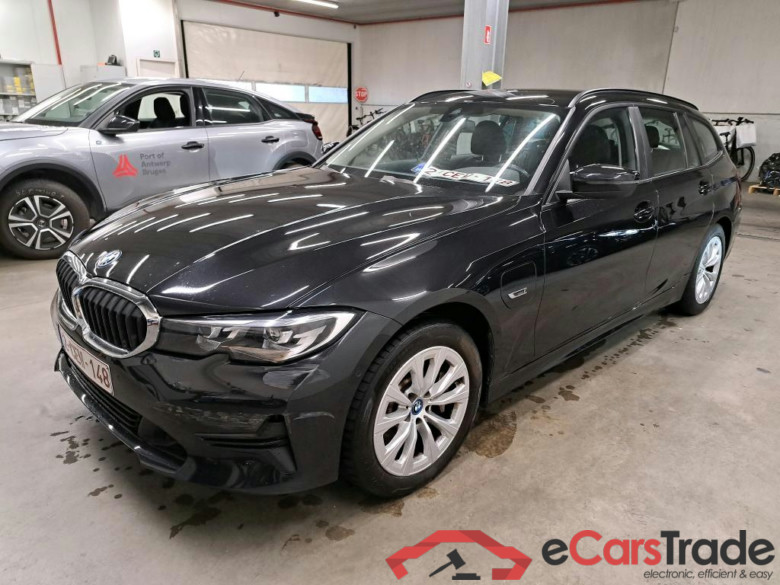BMW - BMW 3 TOURING 330e 292PK Pack Business Plus With Sport Seats & Parking Assistant Pack * HYBRID * #1