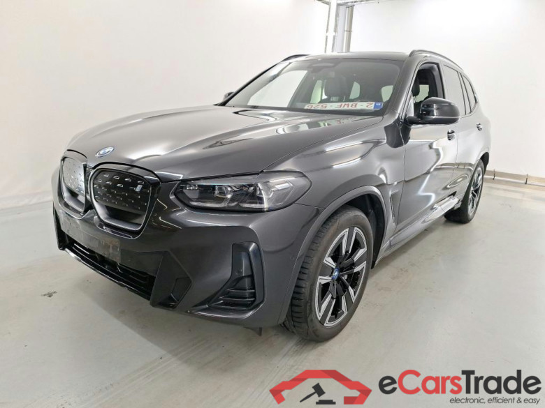 BMW IX3 80KWH AUTO