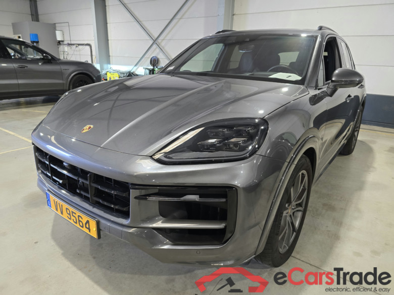 Porsche Cayenne 3.0 V6 Aut. Pano LED-Matrix Head-Up Sport-Chrono Bose Navi-Pro Sport-Leather KeylessGo Camera 360 Klima PDC ...