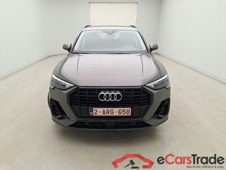 Audi, Q3 '18 PHEV, Q3 45 TFSie PHEV 180kW SL.Str.