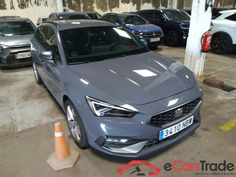 SEAT Leon 1.5  1.5 PHEV DSG 204cv FR Automatico Sport Tourer(Winterpack) #1