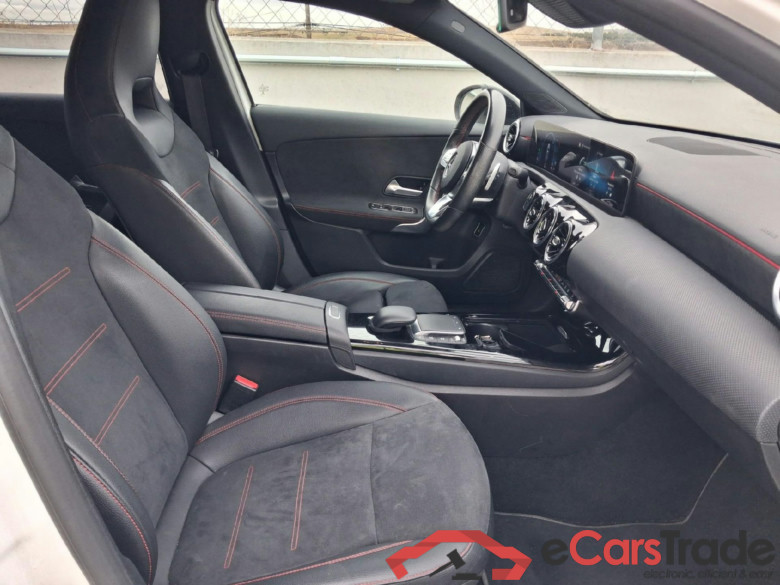 MERCEDES-BENZ Clase A / 2018 / 5P / berlina con portón A 250 e #6