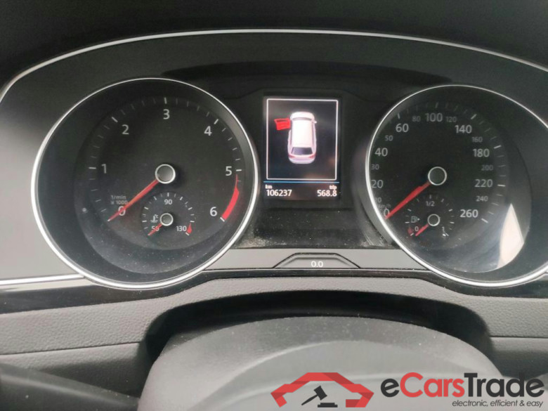 VOLKSWAGEN Passat / 2019 / 5P / familiar Variant Executive 2.0 TDI 110kW DSG #4