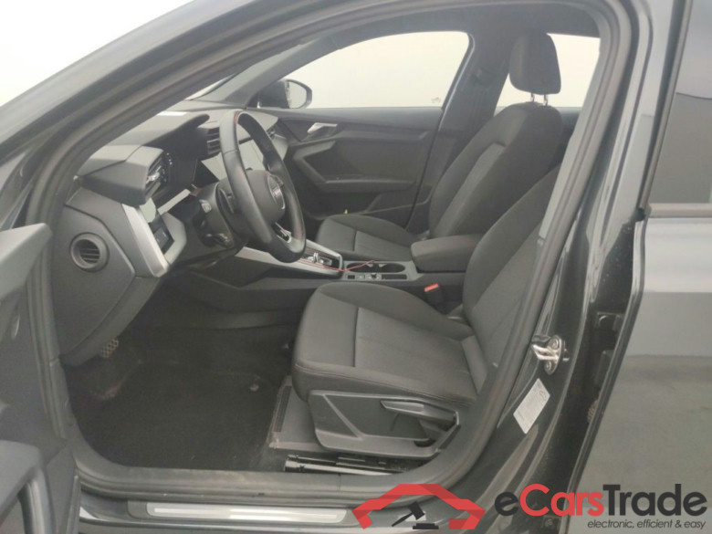 Audi A3 Sportback 1.0 30 TFSi 81kW S tronic Adv. Bus. Ed. 5d #3